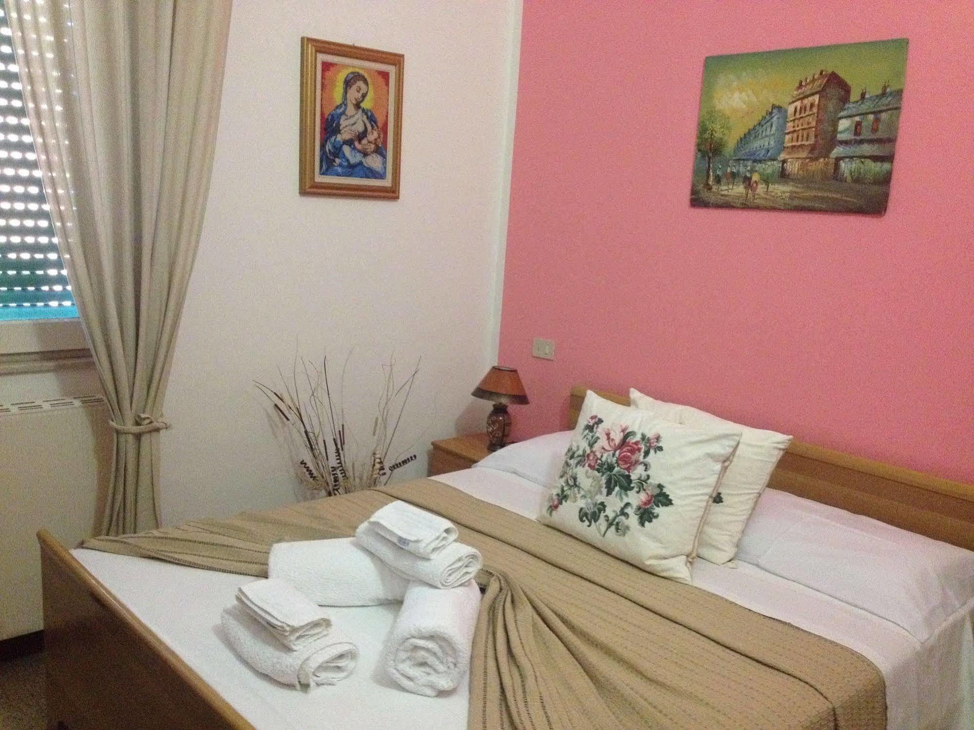 Hotel Fiammetta Rimini Eksteriør bilde